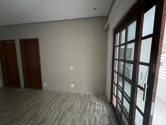 Casa com 3 Quartos à Venda - Foto 6