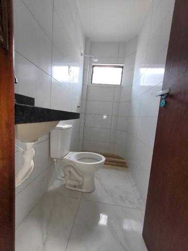 Casa com 2 Quartos à Venda - Foto 8