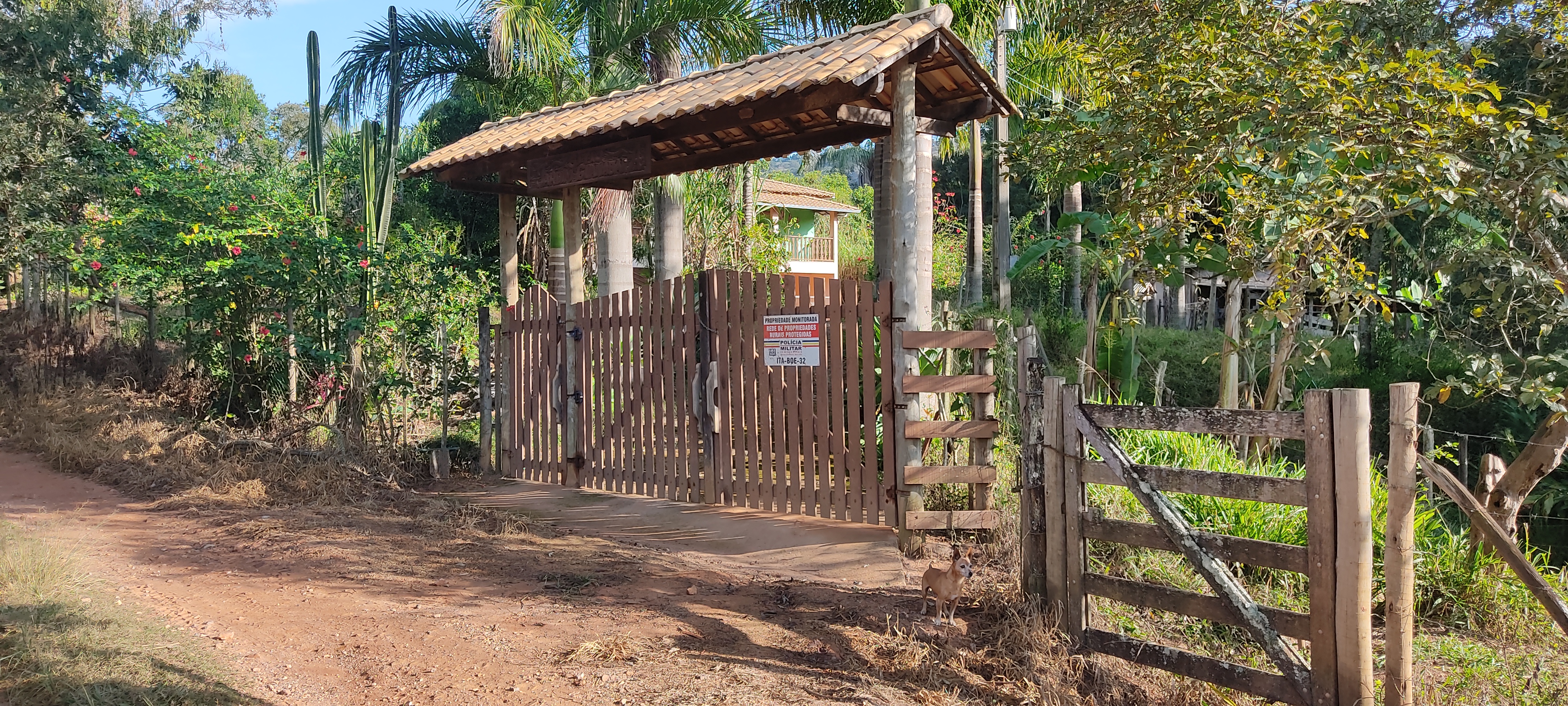 Rural com 5 Quartos à Venda, 22.000,00 m² - Foto 2