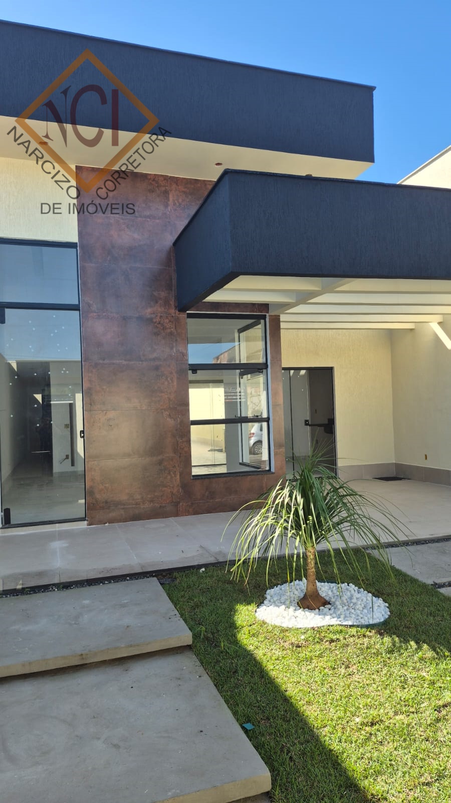 Casa com 3 Quartos à Venda, 300,00 m² - Foto 2