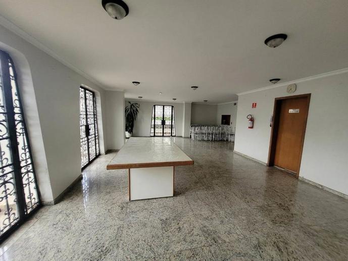 Apartamento com 3 Quartos à Venda - Foto 25