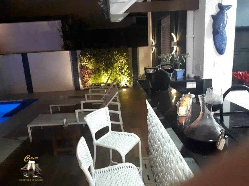 Casa com 4 Quartos para Temporada, 300,00 m² - Foto 2