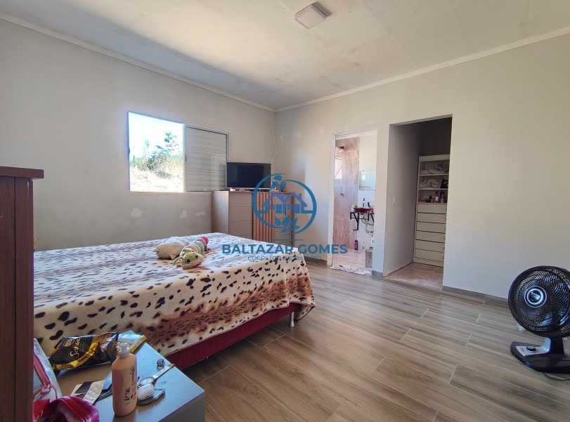 Rural com 3 Quartos à Venda - Foto 4