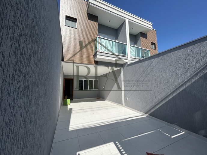 Casa com 3 Quartos à Venda, 140,00 m² - Foto 2