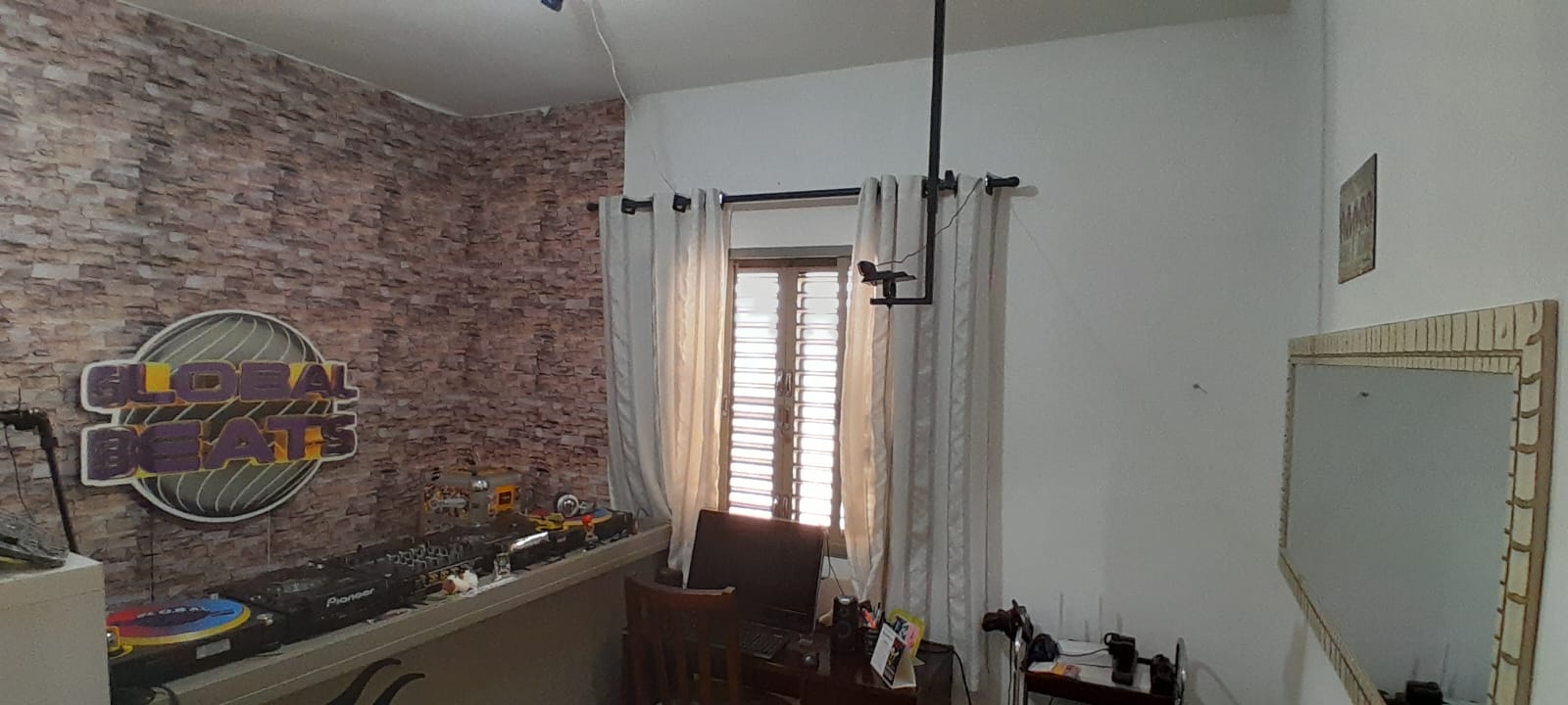Casa com 2 Quartos à Venda - Foto 1