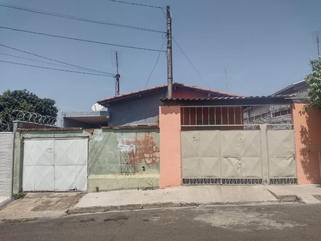 Casa com 2 Quartos à Venda, 331,05 m² - Foto 2