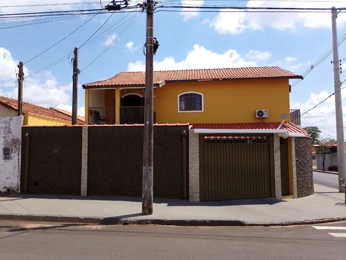 Casa com 2 Quartos à Venda - Foto 1