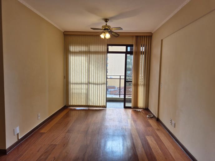 Apartamento com 3 Quartos à Venda - Foto 3