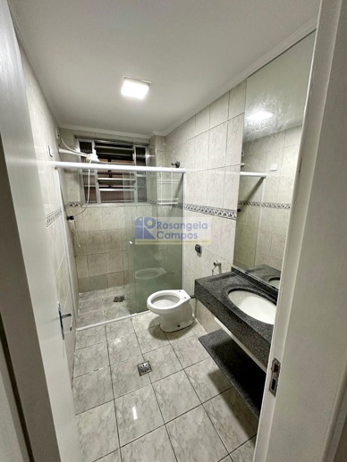 Apartamento com 2 Quartos à Venda - Foto 9