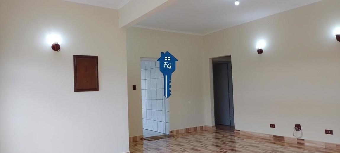 Casa com 6 Quartos à Venda, 208,29 m² - Foto 2