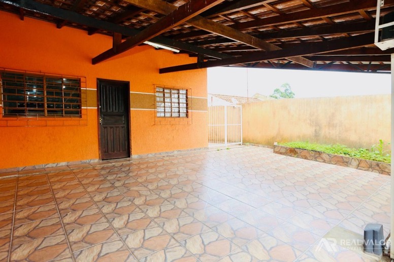 Casa com 2 Quartos à Venda, 144,00 m² - Foto 2