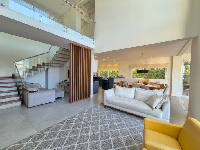Casa com 5 Quartos à Venda - Foto 5