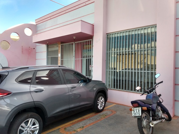 Comercial com 2 Quartos à Venda, 194,70 m² - Foto 2