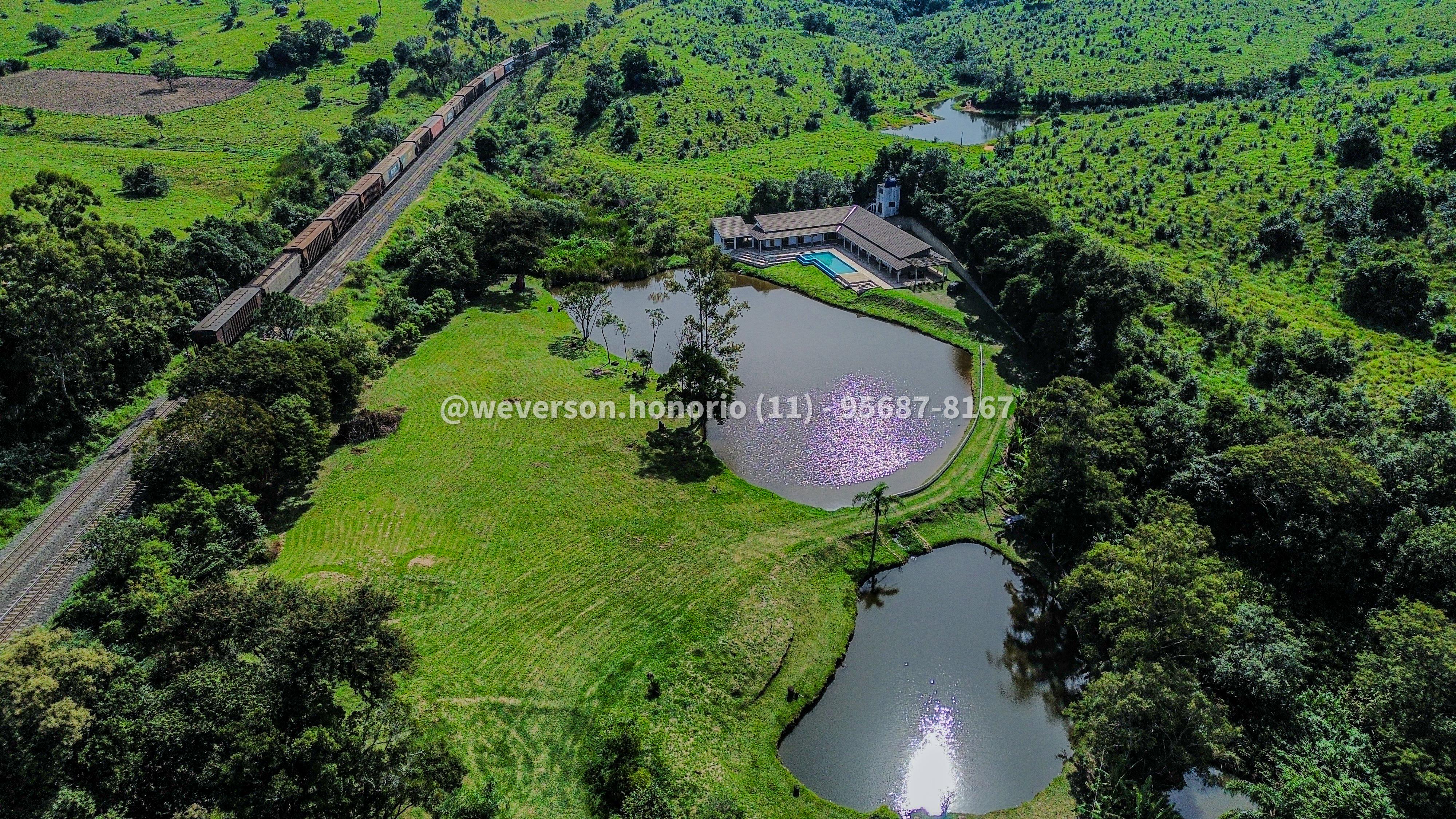 Casa com 6 Quartos à Venda, 24.000,00 m² - Foto 11