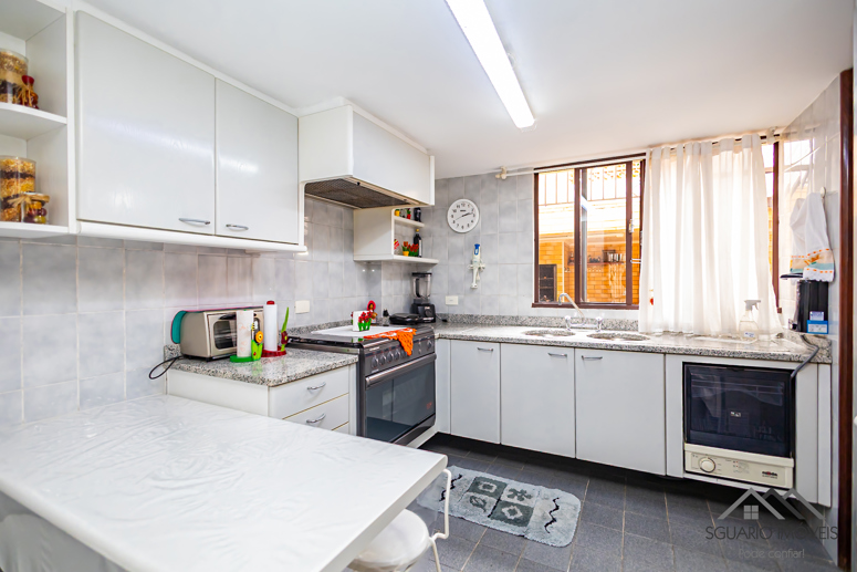 Casa com 3 Quartos à Venda, 296,00 m² - Foto 10