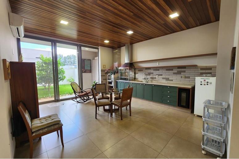 Casa à Venda - Foto 2