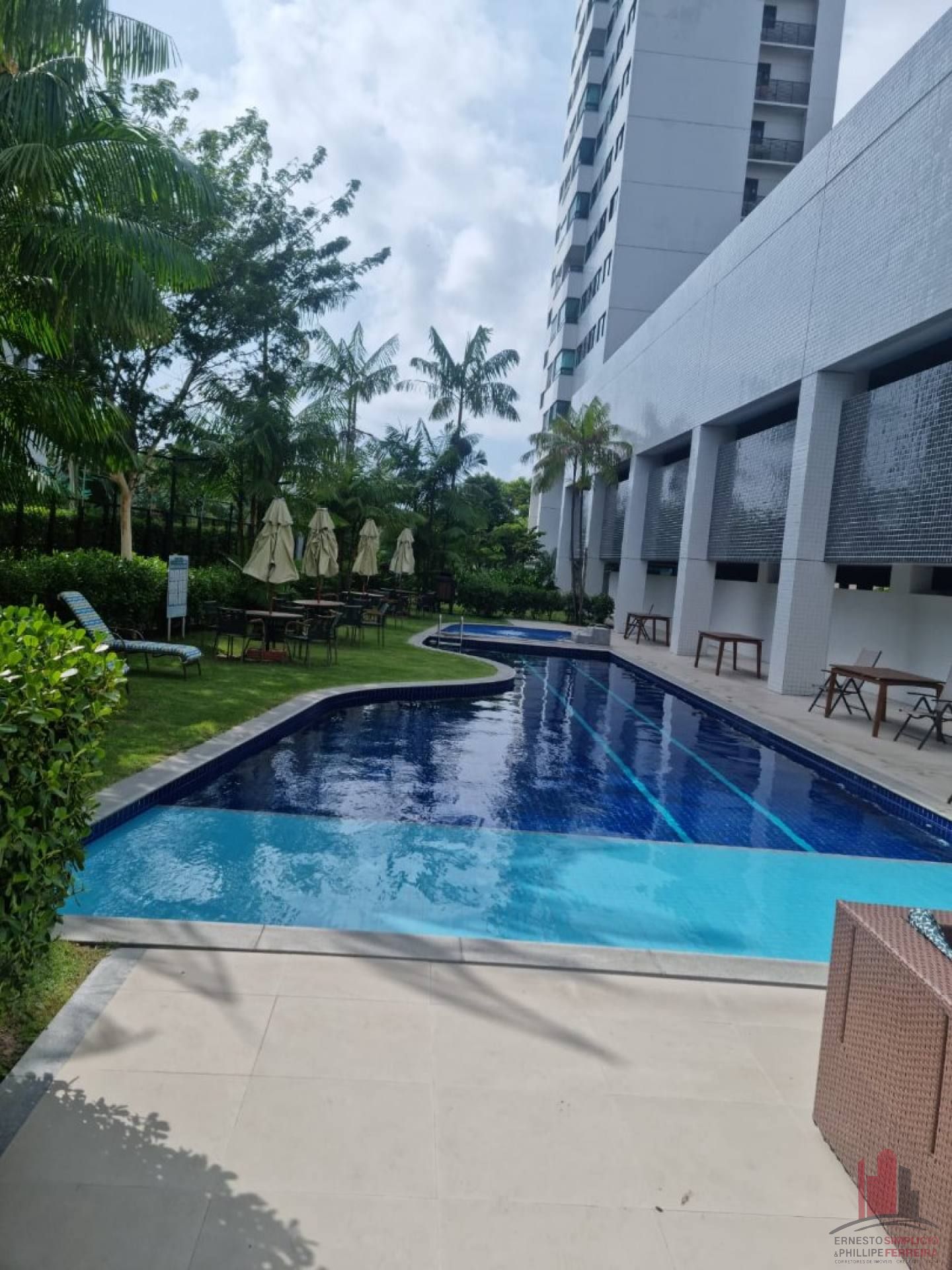 Apartamento com 4 Quartos à Venda, 105,00 m² - Foto 2