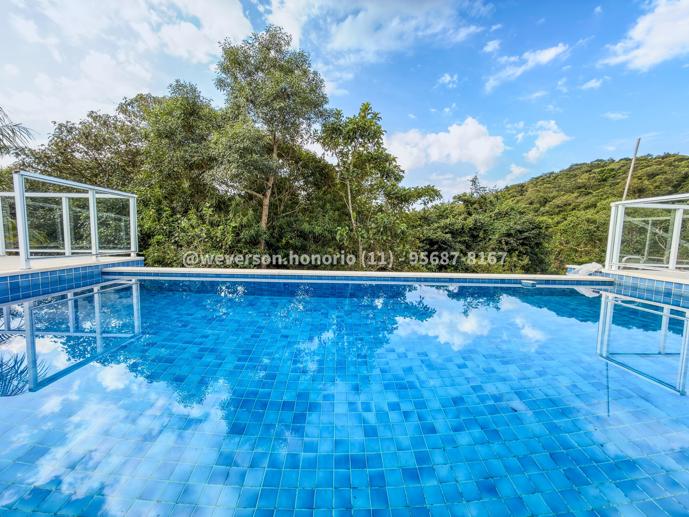 Casa com 4 Quartos à Venda, 1.800,00 m² - Foto 6