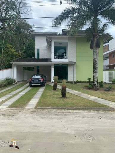 Casa com 5 Quartos para Temporada, 350,00 m² - Foto 1