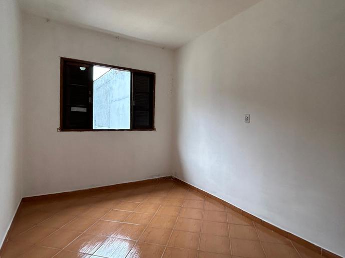 Casa com 4 Quartos à Venda - Foto 3