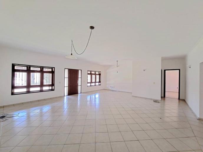 Casa com 3 Quartos à Venda, 1.006,00 m² - Foto 4