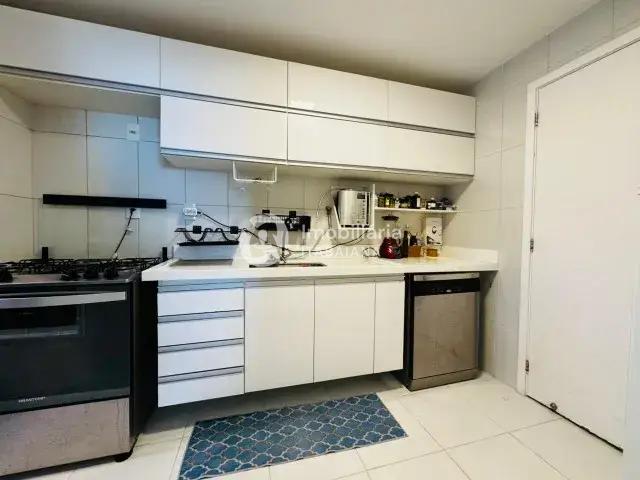 Apartamento com 3 Quartos à Venda - Foto 4