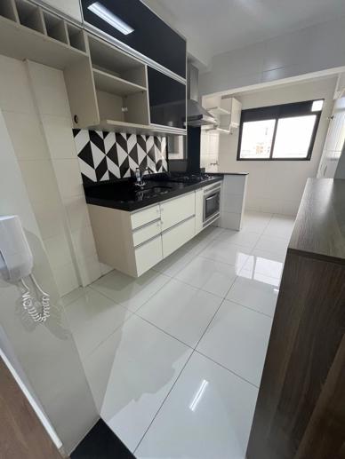 Apartamento com 2 Quartos à Venda - Foto 1