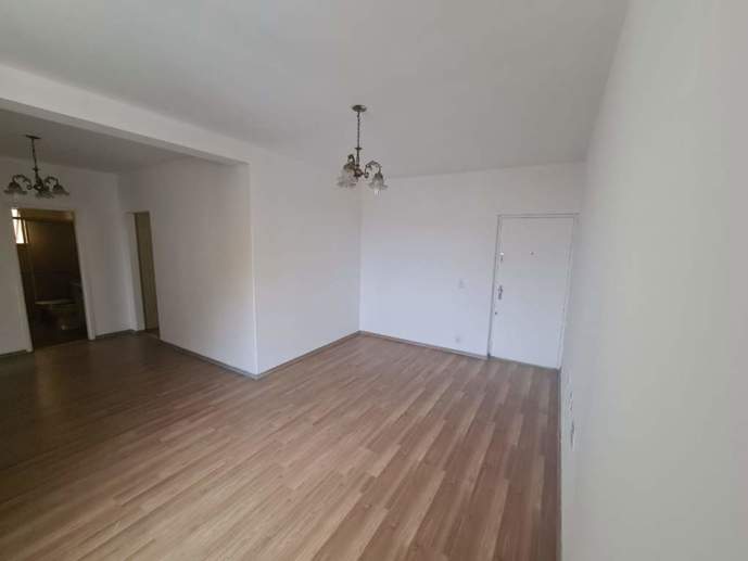 Apartamento com 2 Quartos à Venda - Foto 2