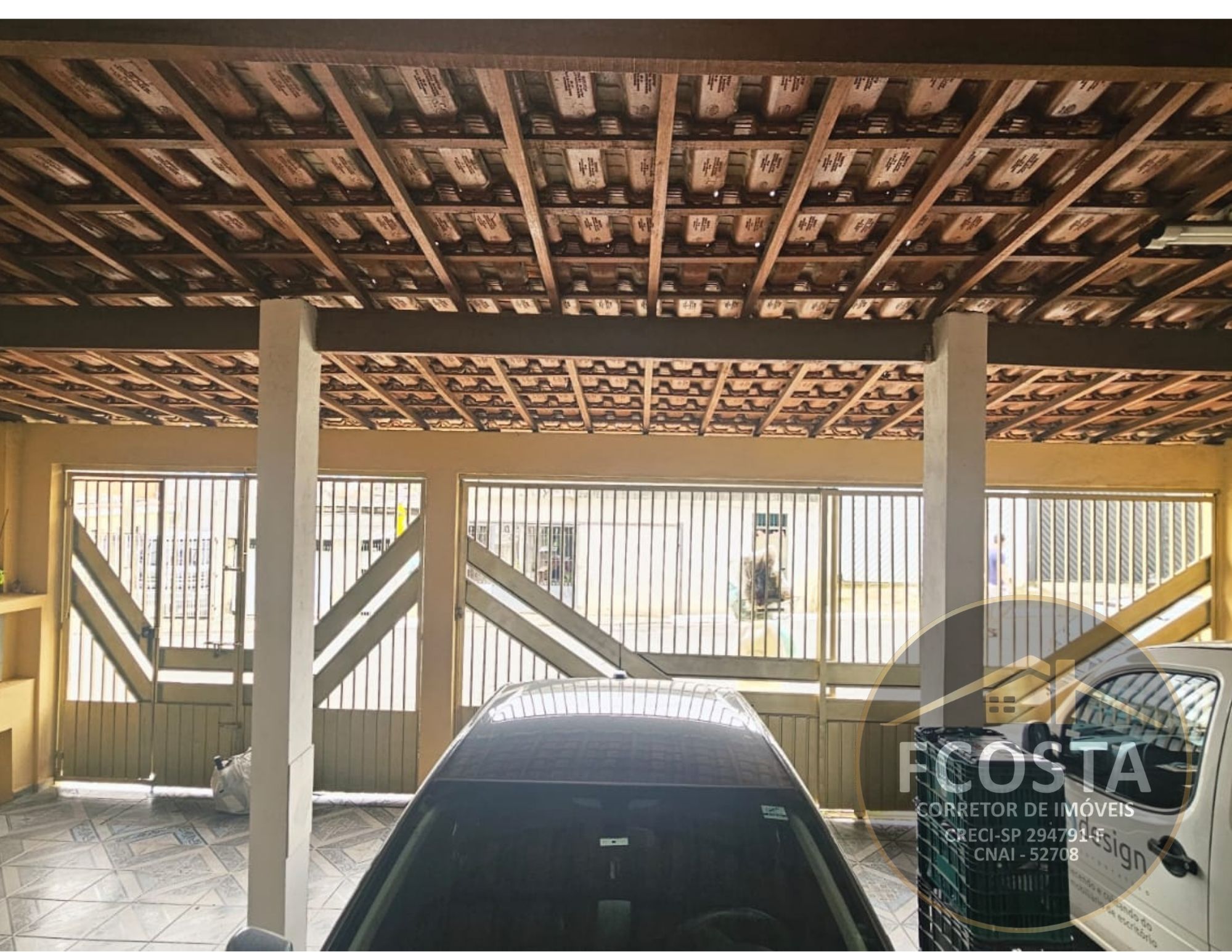 Casa com 4 Quartos à Venda, 250,00 m² - Foto 2