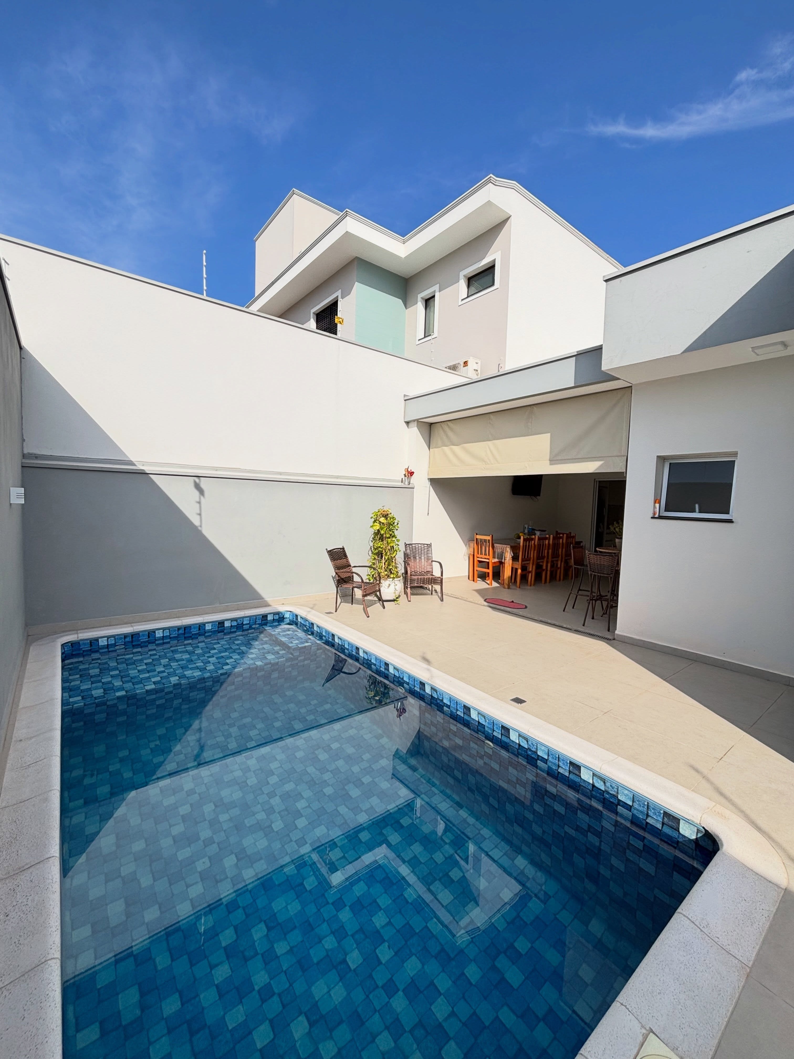 Casa com 3 Quartos à Venda - Foto 1