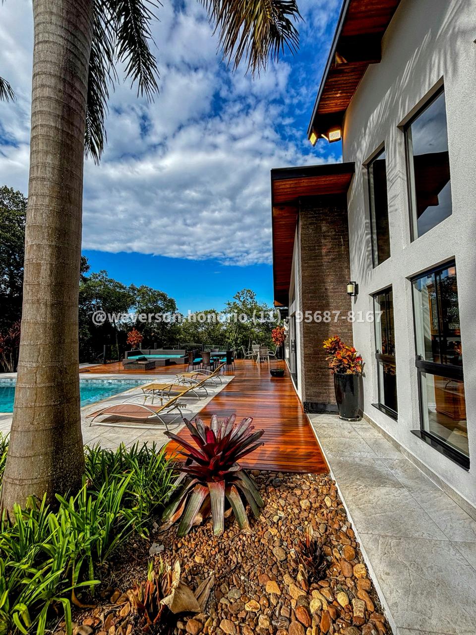 Casa com 6 Quartos à Venda, 2.100,00 m² - Foto 10