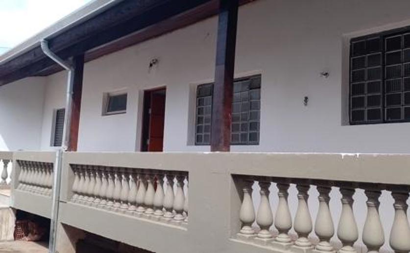 Casa com 1 Quarto à Venda, 300,00 m² - Foto 2