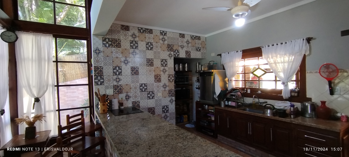 Casa com 3 Quartos à Venda, 250,00 m² - Foto 4
