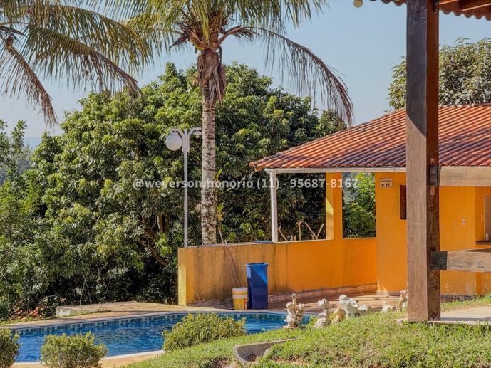 Casa com 3 Quartos à Venda, 2.600,00 m² - Foto 11