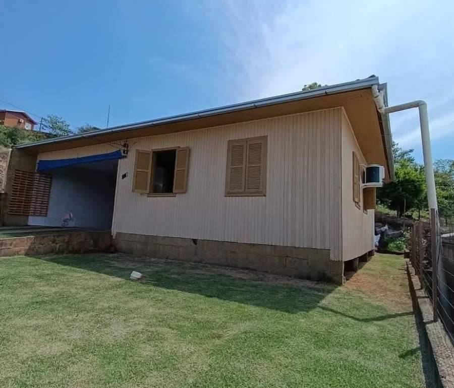Casa com 3 Quartos à Venda, 252,00 m² - Foto 1