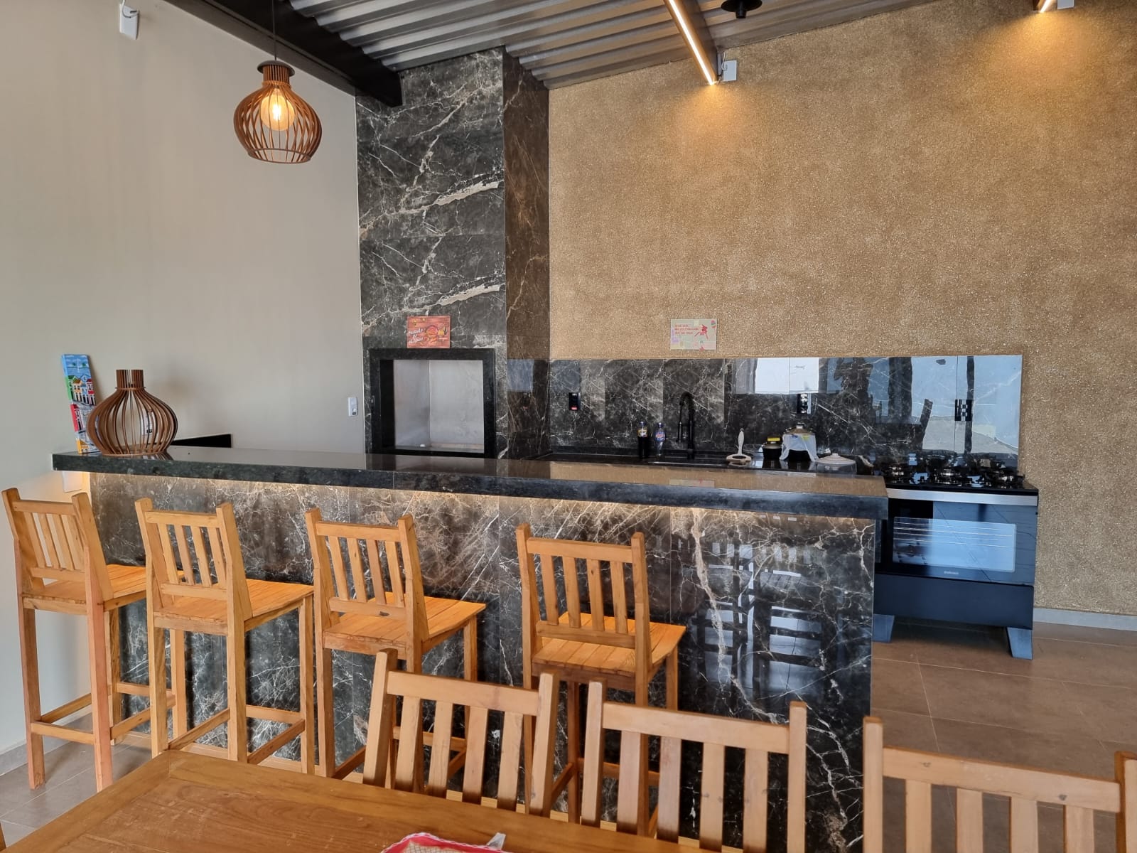 Casa com 2 Quartos à Venda, 400,00 m² - Foto 1