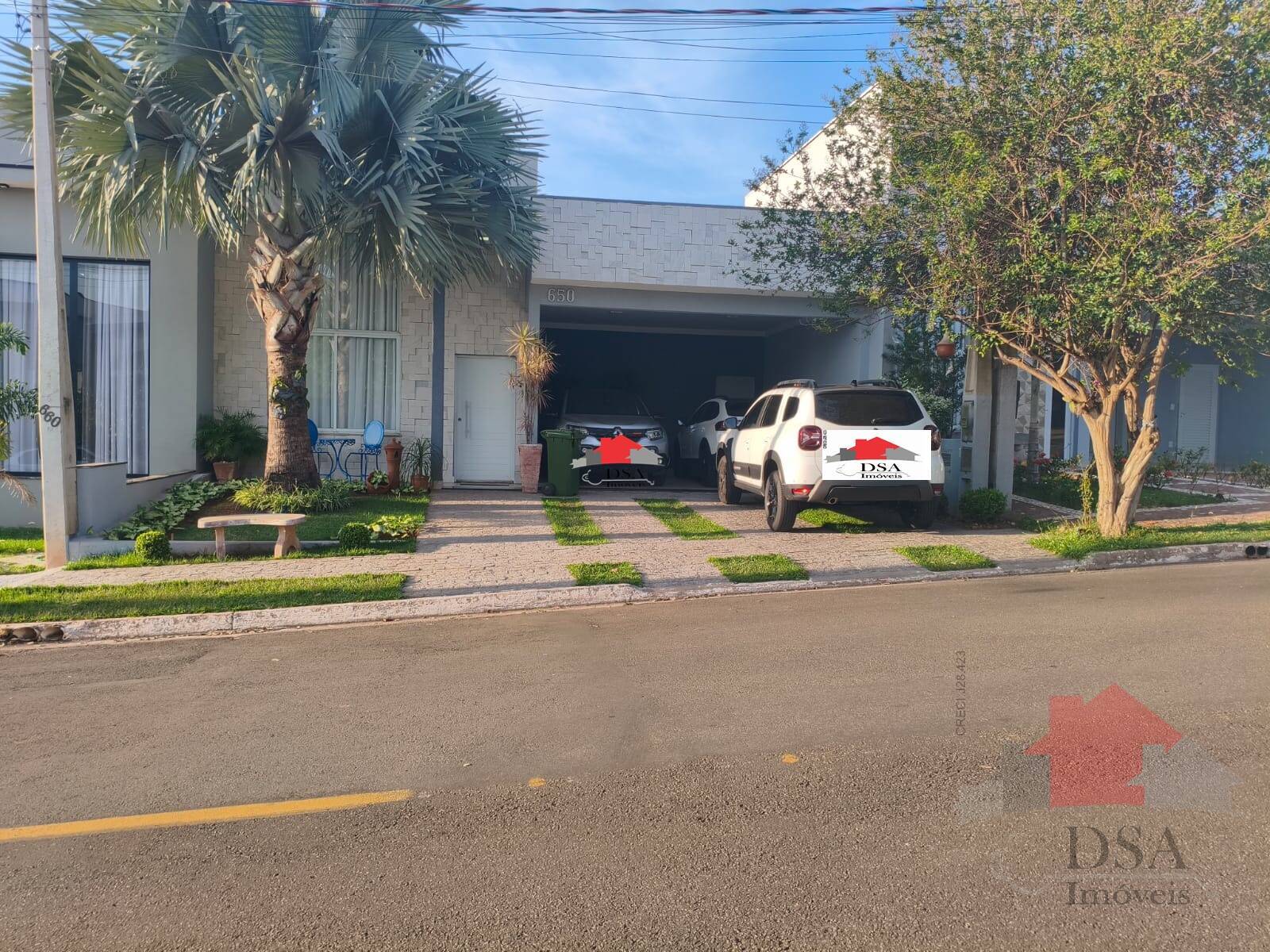 Casa com 3 Quartos à Venda, 250,00 m² - Foto 1