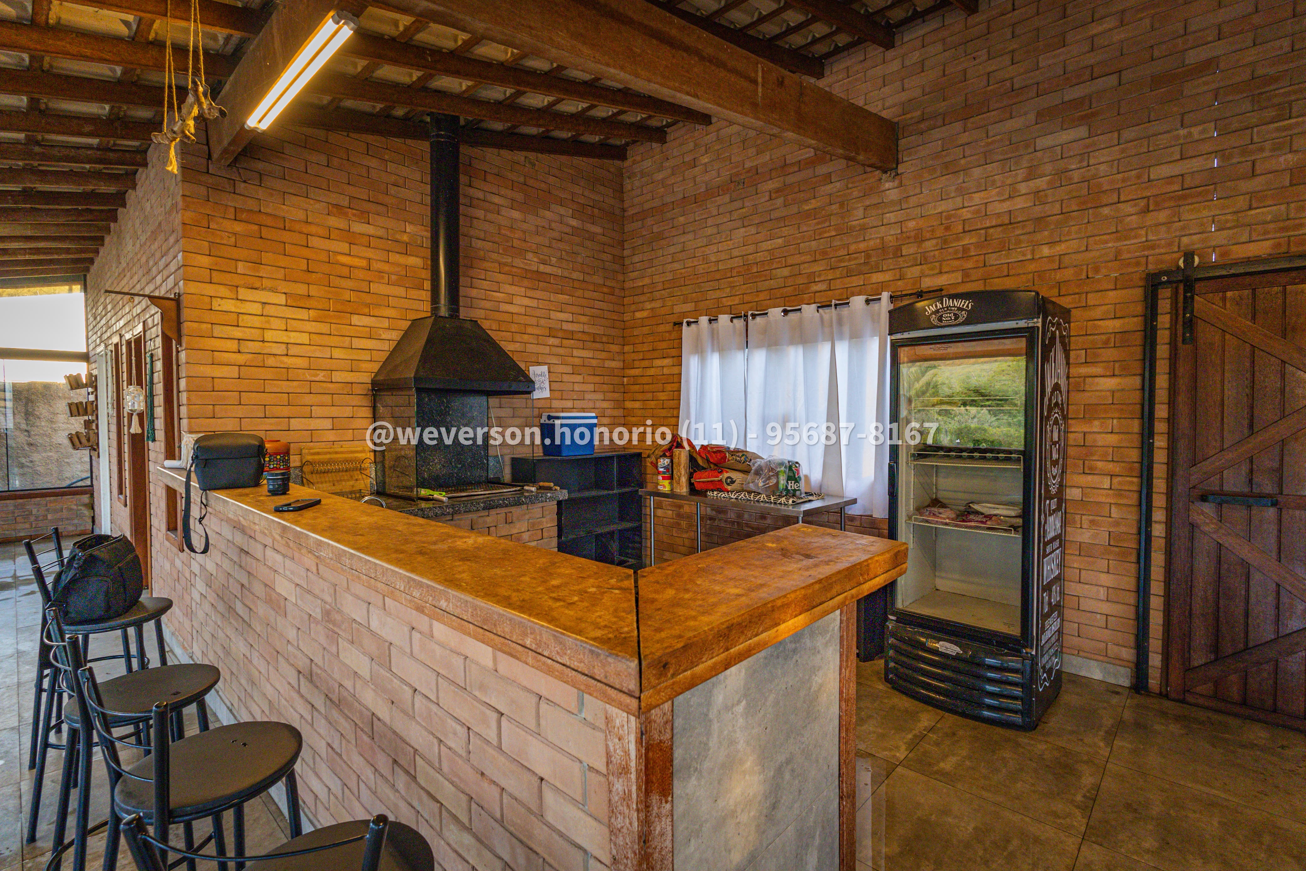 Casa com 4 Quartos à Venda, 2.000,00 m² - Foto 2