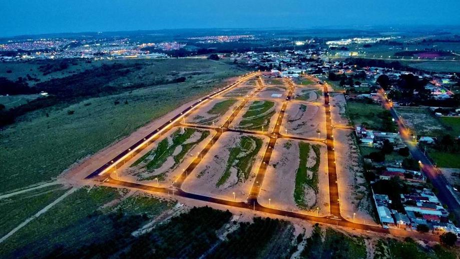 Terreno à Venda, 200,00 m² - Foto 1
