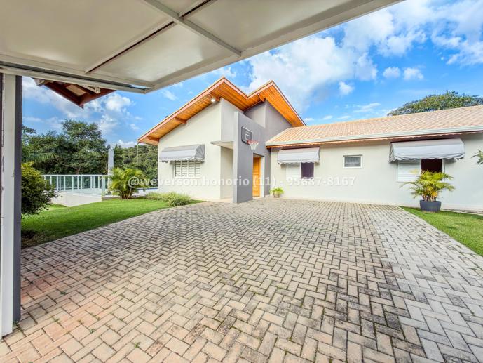 Casa com 4 Quartos à Venda, 1.800,00 m² - Foto 5