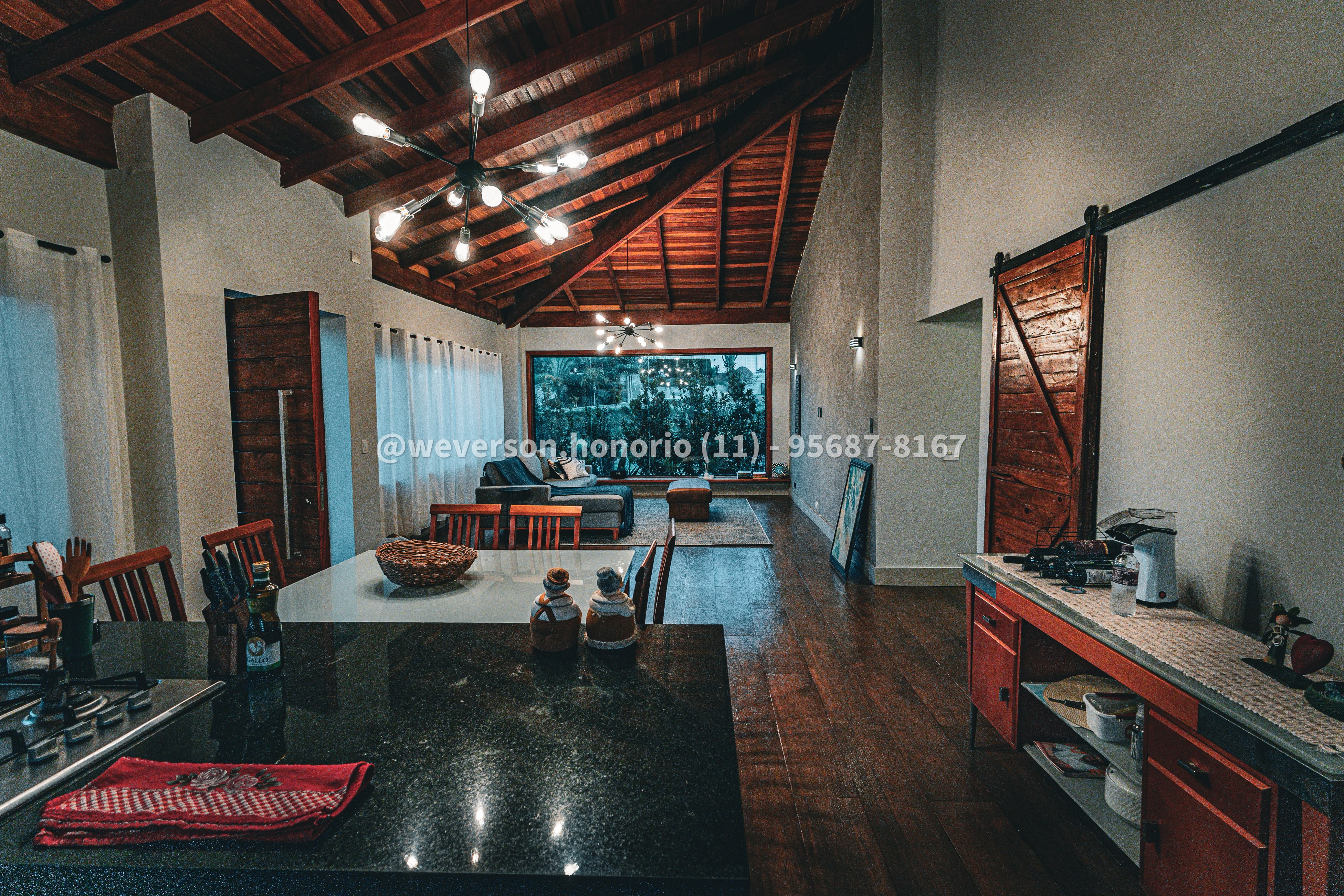 Casa com 4 Quartos à Venda, 2.000,00 m² - Foto 9