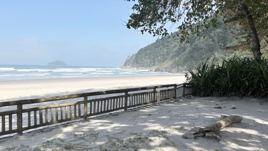 Casa com 4 Quartos para Temporada, 1.000,00 m² - Foto 2