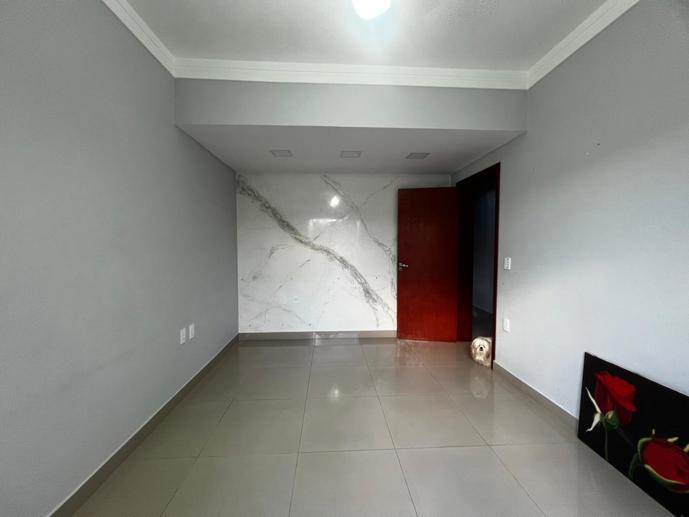 Casa com 5 Quartos à Venda, 290,00 m² - Foto 3
