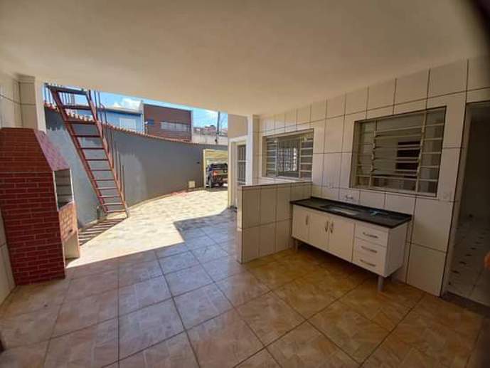 Casa com 2 Quartos à Venda, 200,00 m² - Foto 3