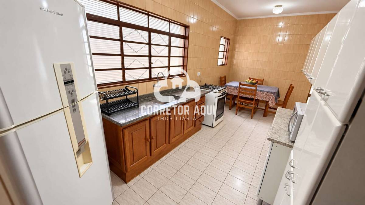 Casa com 3 Quartos à Venda, 250,00 m² - Foto 8