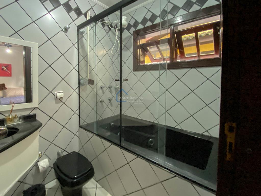 Casa com 3 Quartos à Venda - Foto 9