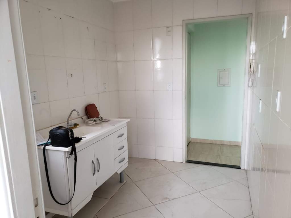 Apartamento com 3 Quartos à Venda - Foto 6