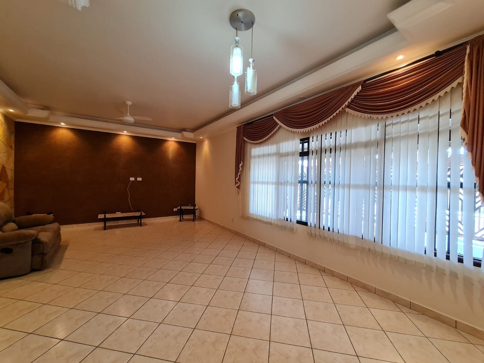 Casa com 3 Quartos para Temporada, 384,00 m² - Foto 6