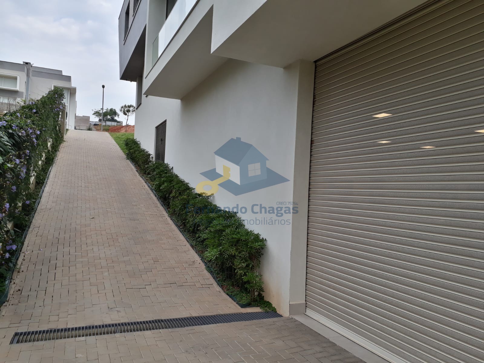 Casa com 6 Quartos à Venda - Foto 6