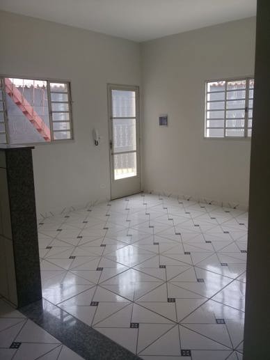 Casa com 2 Quartos à Venda, 200,00 m² - Foto 2